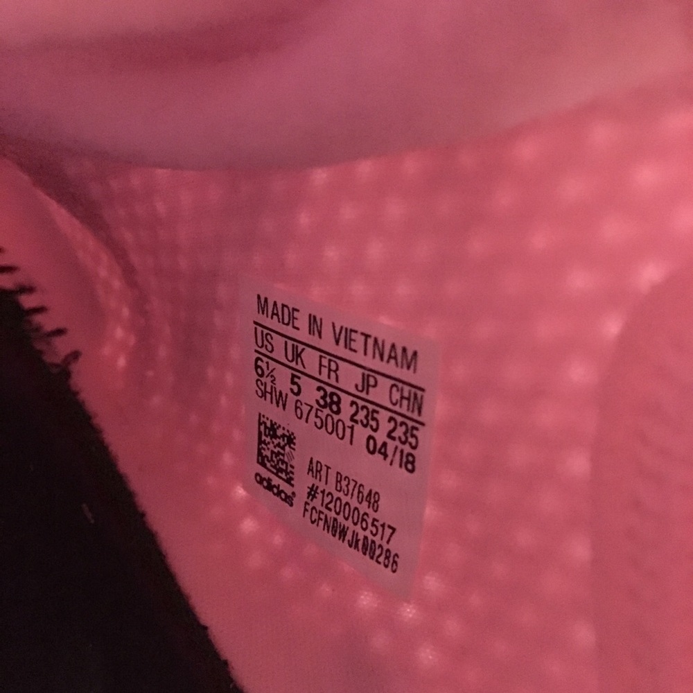 ❗️SOLD  Adidas NMD R1 Shoes in Clear Pink - Picture 7 of 8